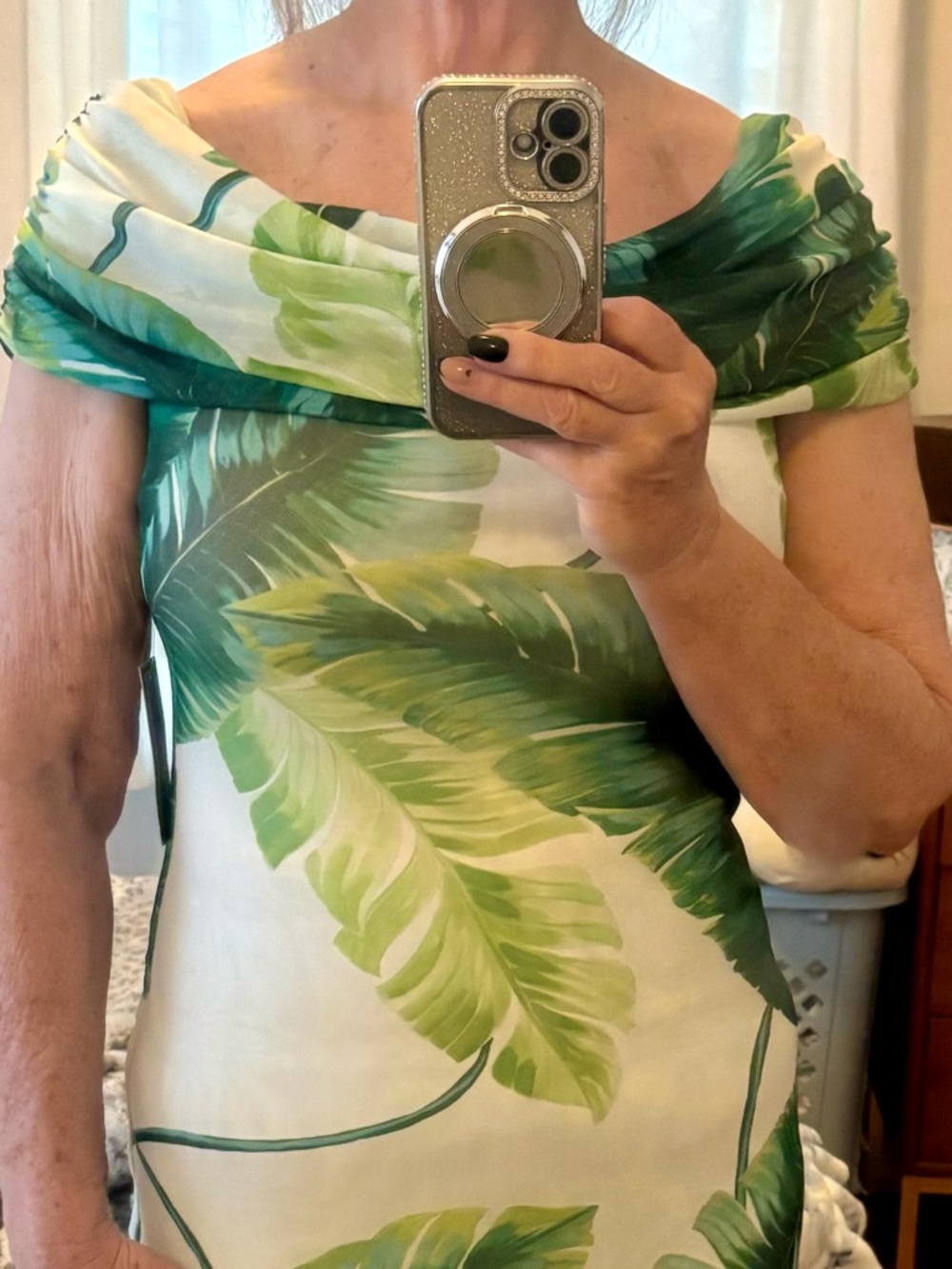 Tropical Green Leaf Maxi Dress - Women - Picture 5 of 6